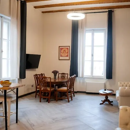 شقة Liberty Square View Heritage Refined Flat *