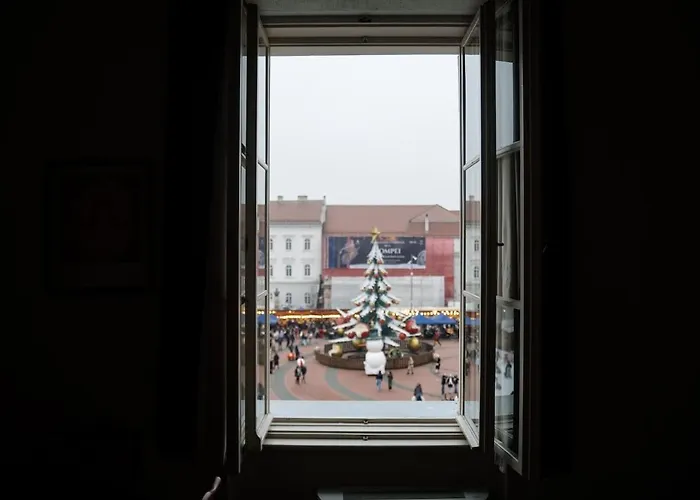 Liberty Square View Heritage Refined Flat